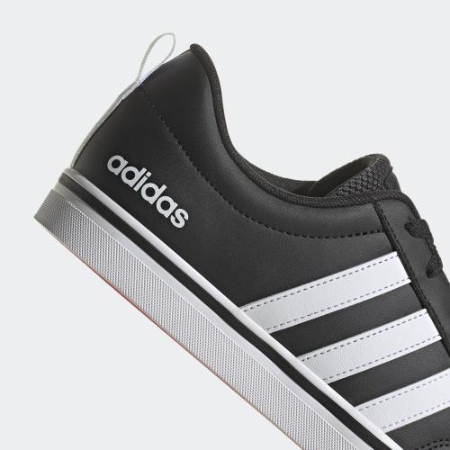 Size 9.5 Black and White adidas mens Ftwr