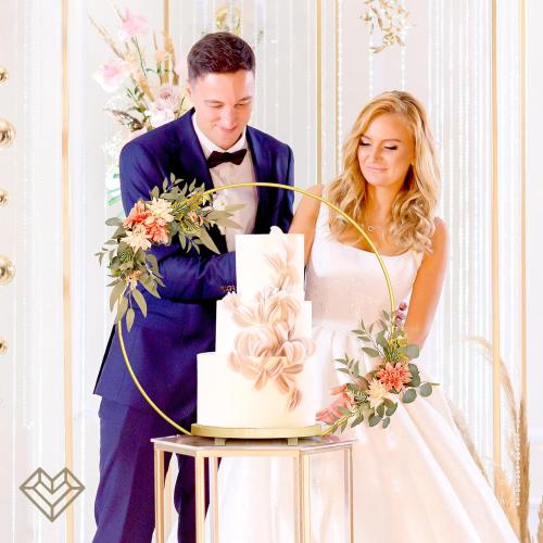 Wedding Cake Stand 16in Wood Base with Golden Metal Floral Hoop Centerpiece & Screws, Cake Display Stand for 3 Tiered Cakes, Cupcakes & More