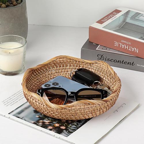 Natural Rattan Tray Wicker Storage Bowls Hand Woven Basket Tray for Bread Fruit Key Round Fruit Baskets for Kitchen Entryway Tabletop Decorative Baskets Bowl