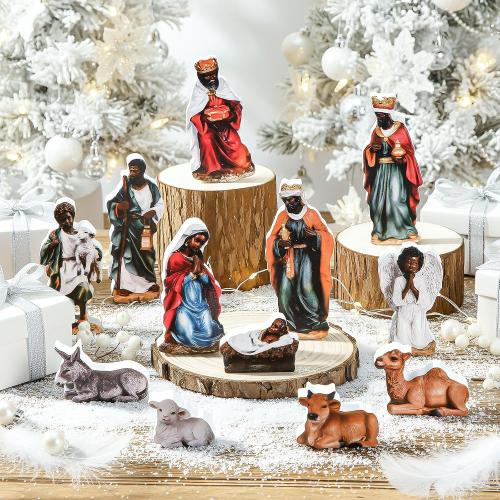 Thyle 12 Pcs African American Mini Nativity Scene Set for Christmas Indoor Decor Wooden Little Black Nativity People Set Mini Christmas Ornaments Gifts Xmas Tabletop Scenes Figures