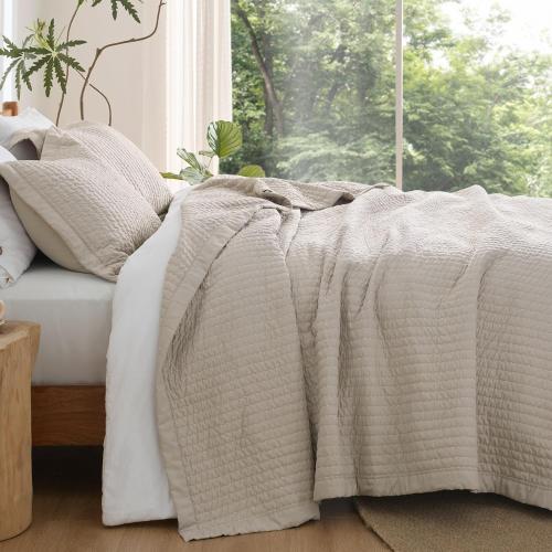 Bedsure Quilts Queen Size - Queen Quilt Bedding Set Bedspread Coverlet Comforter, Lightweight Neutral Striped Bedding, 3-Piece Set with 90x96 Coverlet & 2 Pillow Shams, All-Season Soft Microfiber