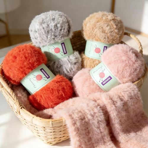 Faux Fur Fluffy Yarn for Crochet, White Fuzzy Plush Yarn for Crocheting
