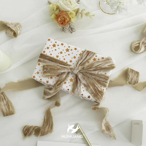 HUIHUANG Khaki Velvet Ribbon 1 inch Tan Frayed Velvet Ribbon Crinkled Silk Velvet Ribbons for Gift Wrapping, Floral Bouquet, Ornaments Crafts, Christmas Tree Decoration, Wreaths, Fall Decor