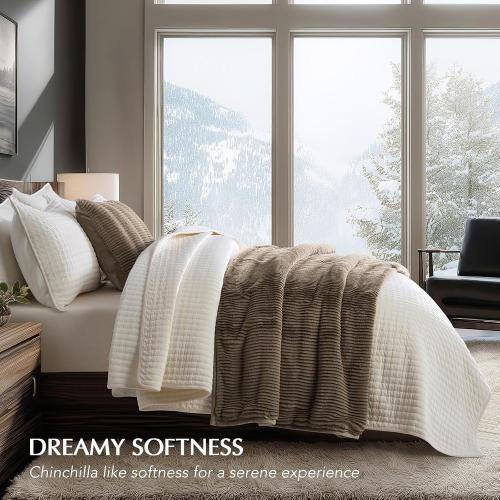 EVERGRACEHOME Ultra Soft Faux Fur Throw Blanket for Couch, Luxury Sculpted Texture Faux Blanket for Bed, Fluffy Thick Plush Warm Fuzzy.