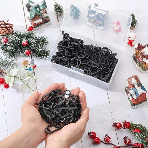Marsui 120 Pieces Christmas Light Clips Outdoor Gutter Hooks Plastic Seasonal Weatherproof Clips Holiday Fence Hooks for Christmas Roof Tree Outside Hanging String Lights(Black)