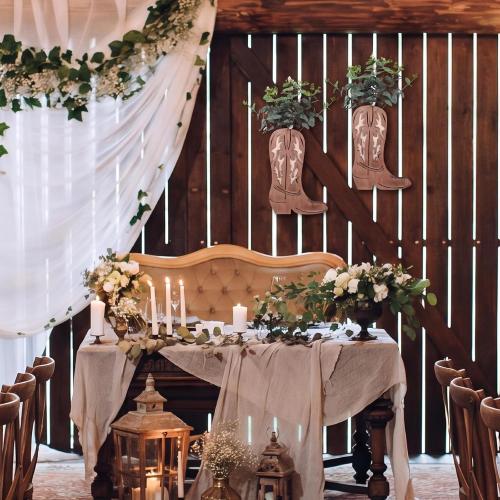Havawish 2 Pcs Western Wall Decor Wood Cowboy Boots Wall Planter for Indoor Plants 12 x 8'' Western Boot Flower Hanging Vase for Flower Faux Rustic Home Decor for Bathroom Bedroom(Retro Style)