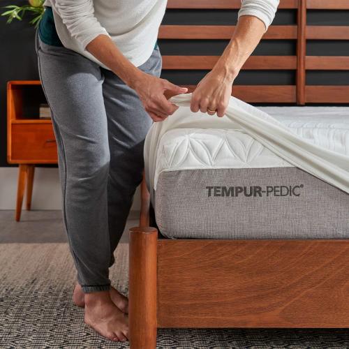 Tempur-Pedic TEMPUR-Protect Waterproof Mattress Protector, Queen, White