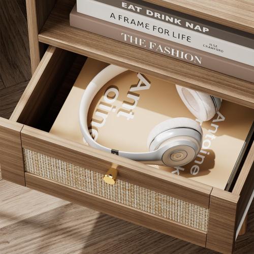 MECHYIN Night Stand Set 2, Nightstands Set of 2 with Charging Station, Rattan Side Tables with Solid Wood Legs, Boho Bedside End Table for Farmhouse Bedroom Dorm Small Space - Brown