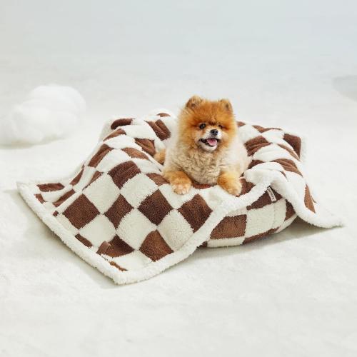 Lesure Waterproof Puppy Blanket for Small Dogs - Washable Double Sided Dog Blankets with Warm Jacquard Shag and Soft Sherpa Fleece, Pet Cat Blanket for Couch Protection, 3D Textured Checks, Brown