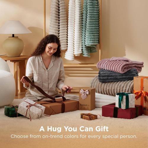 Bedsure GentleSoft White Throw Blanket for Couch - Soft Cozy Blankets for Women, Fluffy Fuzzy Fleece Throw for Girls, Birthday Gifts for Women Her, Room Home Boho Spring Decor, Off White, 50x60 Inches