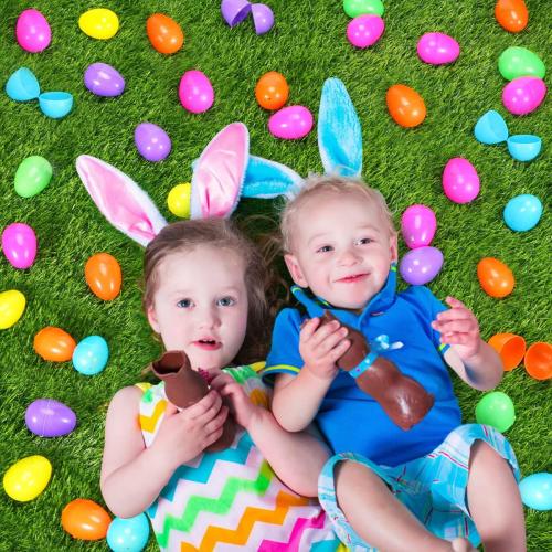 NEWBEA 2000 Pcs Easter Eggs,2.4 Assorted Bright Colors Plastic Easter Eggs Easter Eggs Empty for Easter Hunt, Basket Stuffers Fillers, Easter Themed Decorations