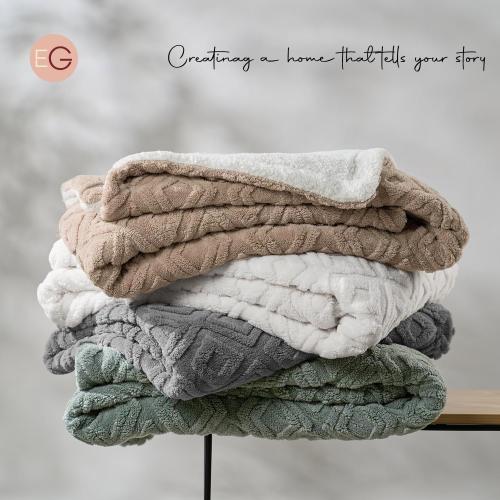 EVERGRACE Jacquard Boho Sherpa Fleece Throw Blanket for Couch, Super Soft Cozy Fuzzy Plush Blankets for Winter, Reversible Thick Warm Blanket for Bed, Sofa, Living Room, Khaki Tan, 60 x 80