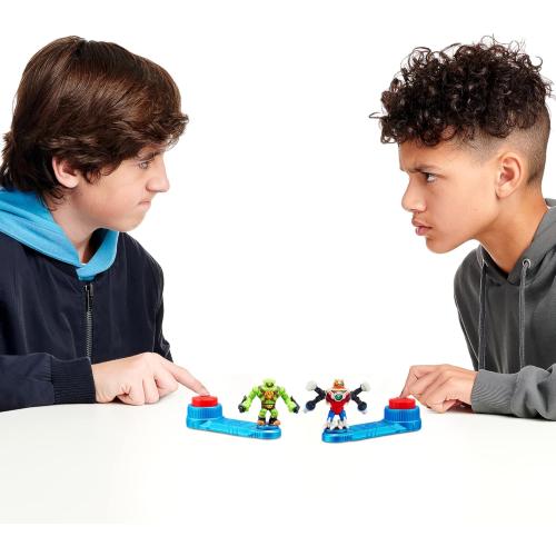 Akedo - Ultimate Arcade Warriors Battle Giants Versus Pack - Scratch-Atron VS Tonk - Mini Battling Action Figures Ready, Fight, Split Strike