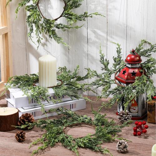 Vesici 4 Pcs 12.6'' Christmas Candle Rings Wreath Artificial Cedar Mini Kitchen Cabinet Wreath Decoration Xmas Candle Ring Table Centerpiece Decor for Christmas Wedding Home Table Decoration