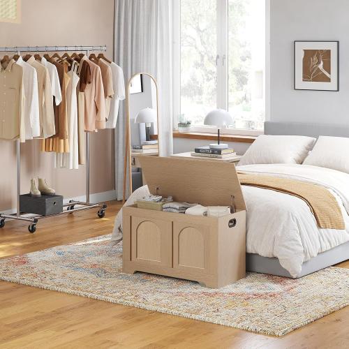 Storage Chest, Wooden Toy Box, Natural 31.5 L | Entryway Shoe Bench, 2 Soft-close Hinges, Finger-safe Flip-Top Lid, Easy Assembly, Farmhouse Large Trunk, Living Room/Bedroom