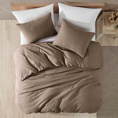 brown  soft comforter 104x90 in