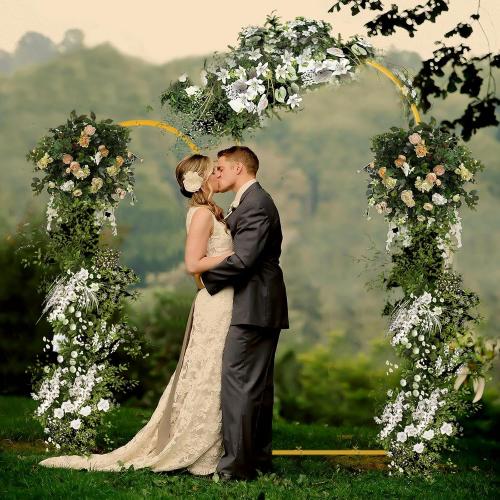 Set of 2 Gold Metal Wedding Arch Backdrop Stand (7.2FT and 6FT), Balloon Arch Stand for for Party, Wedding, Baby Shower, Graduations, Holiday Ceremony - Ideal for Balloons Flowers and Garden Decor