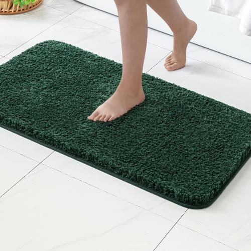 MIULEE Christmas Dark Green Bathroom Rugs Soft Microfiber Bath Mat 24x36 in