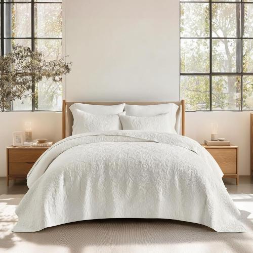 EVERGRACE 100% Cotton Paisley Quilt Set, Oversized King 3 Piece Set – Prewashed Lightweight Bedspread with 2 Shams, Soft & Breathable Matelasse Coverlet for All-Season Comfort, Bright White