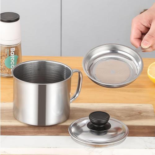 RIIPOO Grease Container for Kitchen, 34oz Bacon Grease Saver with Strainer, 410 Stainless Steel Cooking Oil Container Can, Oil Storage Keeper with Lid