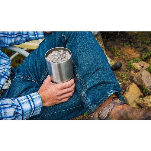 YETI Rambler Vacuum Insulated Tumbler with Lid