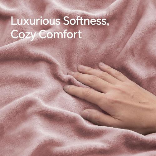 BEDELITE Flannel Pillowcases Standard Set of 2, Super Soft Fleece Pillow Case Cover with Zipper for Bedroom, Sofa, Luxury Cozy Fuzzy Velvet Pillow Shams for All Seasons(20x26 Inches, Dusty Pink)