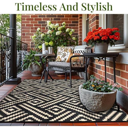 OPPODREAM Outdoor Rug 5x7, Plastic Straw Rug for Patio, Beige & Black | Reversible Checkered, Waterproof Carpet for Balcony, Porch, Backyard, Deck, Camping, RV