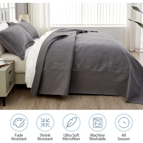 Qucover California King Bedspreads 128x120, Soft Microfiber Ultrasonic Lightweight Dark Grey Oversized King Quilt, 3 Piece Reversible Paisley Pattern Cal King Quilt Set, Grey