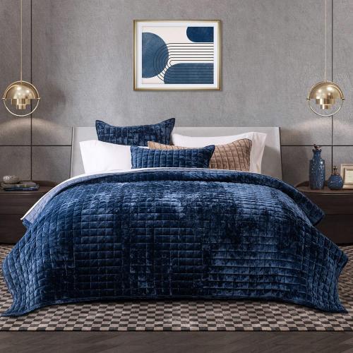 RECYCO Luxury Velvet Quilt Set King Size, Lightweight Velvet Comforter Set, Oversized Bedspread Coverlet Quilted Bedding Set, with 2 Matching Pillow Shams, for All Season, Navy Blue