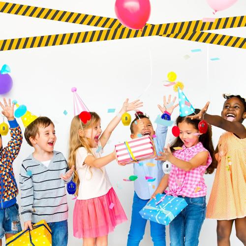 24 Pcs Construction Party Favors Keychains Mini LED Flashlight Keychains Mini Hard Hat Helmet Key Chains for Construction Truck Birthday Employees Gifts Goodie Bags Fillers Prize Supplies Decorations