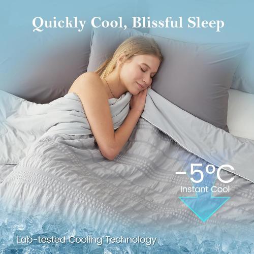 Cozy Bliss Seersucker Cooling Comforter King Size, Q-Max 0.45 Reversible Lightweight Cooling Blanket, Breathable Silk Smooth Summer Bedding Quilt for Hot Sleepers Night Sweats Light Grey