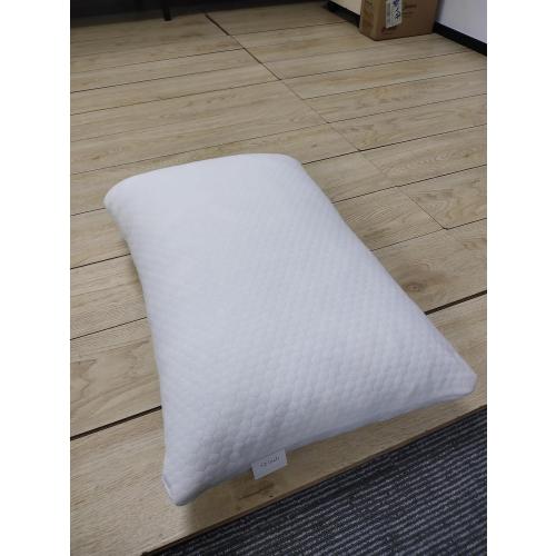 33.in x 16 in x7.5in 85.1 cm x 40.6 cm x 19.1 cm