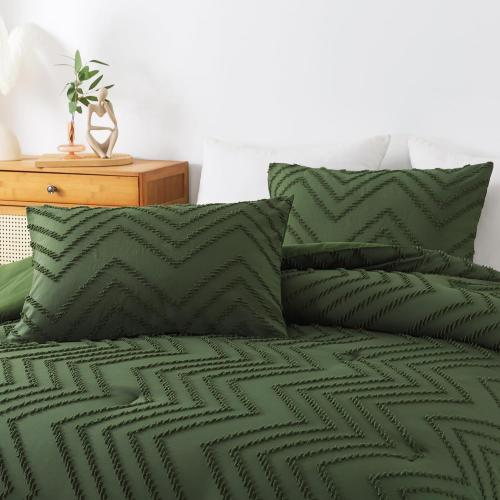 Andency Olive Green Comforter Set King Size, Boho Soft Fluffy Warm Lightweight Bedding Comforter Sets for King Bed, 3 Pieces Chevron Tufted Aesthetic Microfiber Lightweight Comforter Set