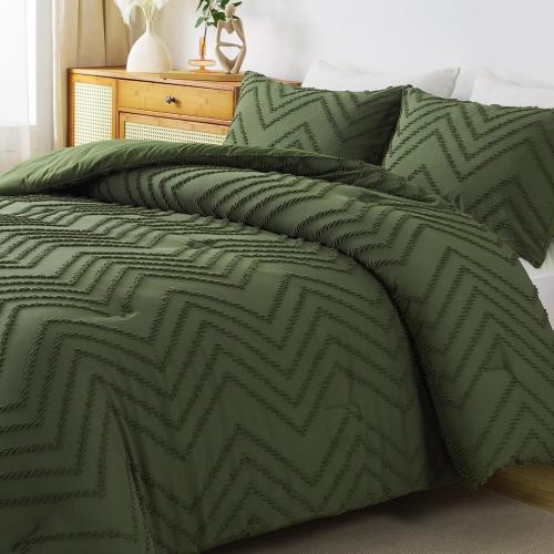 Andency Olive Green Comforter Set King Size, Boho Soft Fluffy Warm Lightweight Bedding Comforter Sets for King Bed, 3 Pieces Chevron Tufted Aesthetic Microfiber Lightweight Comforter Set