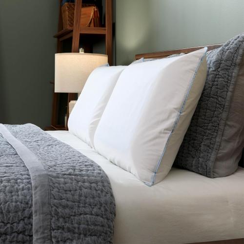 TEMPUR-Cloud® Dual Cooling™ Pillow, King - 2-Pack