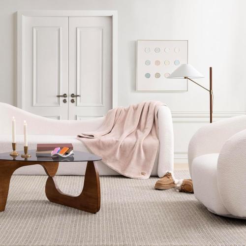 UGG Whitecap Fleece Throw Blanket, Soft Warm Throw for Bed or Chair, Luxury Bedroom Decor, Cozy Blankets, Machine Washable, 50-inch x 70-inch, Pink Quartz