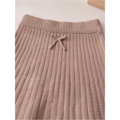 Size 5Y SHENHE Girl's 2 Piece Fall Outfits Crewneck Bow Sweater and Pleated Knit Flare Mini Skirt Set