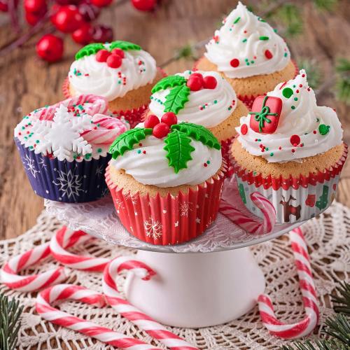 600 Count Christmas Cupcake Liners Muffin Cups Colorful Paper Disposable Cupcake Holders for Christmas Themed Party Decorations and Holiday Decorations(Charming Series)