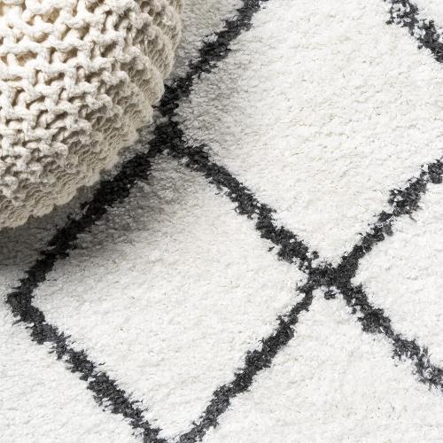 JONATHAN Y Cami Diamond Shag White/Gray Runner Rug, 2x8, Moroccan, Bohemian, Contemporary, Easy-Cleaning for Living Room, Bedroom, Kitchen, Pet Friendly, Non-Shedding (MOH410A-28)