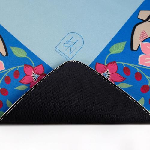 Hutch & Nook Mahjong Mat | 33 Non-Slip Card Table Cover | Decorative Game Mat for Mahjong Set, Dominoes, Poker & More (Blue Cowboy Boot)