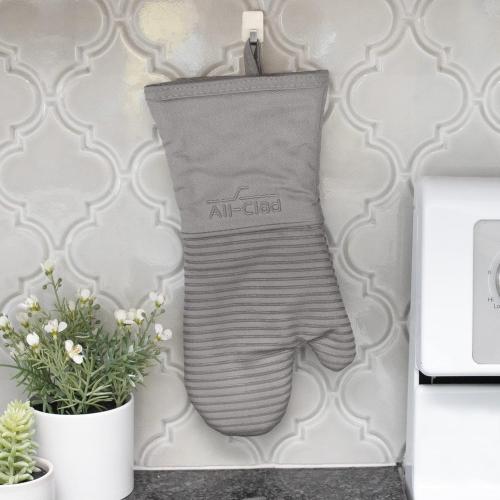 All-Clad Premium Silicone Oven Mitt: Heat Resistant to 500 Degrees - 100% Cotton & Silicone, 14x7 Pot Holder for Kitchen and Barbeque, (2-Pack), Titanium Gray