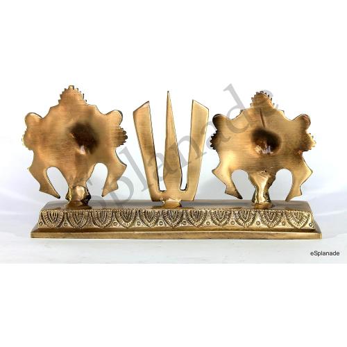 Size 8.75 eSplanade Brass Shankh Chakra Namah Showpiece | Shankha Chakra Tilak | Shankha Gada Padma | Padmanabha Swami | Vishnu | Home Decor - Length: 8.75 Inches