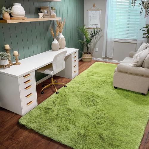 Grass Green Rugs for Bedroom, Fluffy Shag Area Rug 4x6 for Kids Room Living Room Baby Nursery Decor Aesthetic, Cute Furry Cool Shaggy Throw Bedside Fuzzy Plush Moss Carpet for Dorm Classroom Playroom