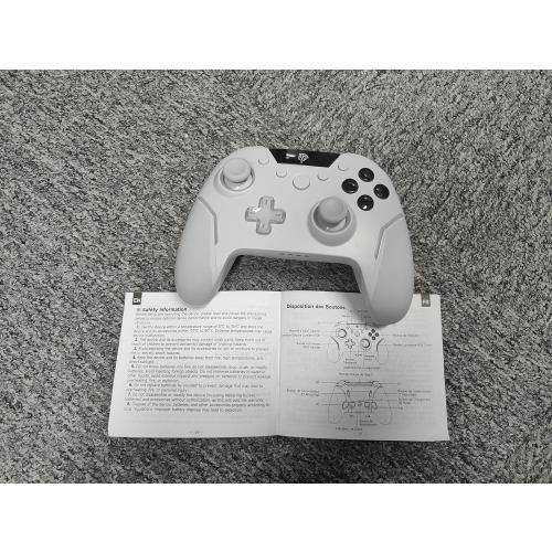 White EasySMX X20 Wireless Gaming Controller with RGB Backlit, 2-Stage Hall Effect Stick, 1000Hz Polling Rate, 6-Axis Gyro on Multi-Platform, Mech Buttons- Compatible with PC/Switch/Steam/Android