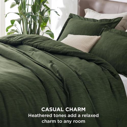 Bedsure King Comforter  Dark Green Soft Bedding for All Seasons, 1 King Size Comforter (104 in x 90 in)