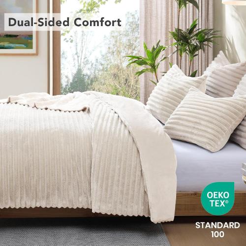 Geniospin Luxury Fluffy King Comforter Set-3 Pieces, Ivory Comforter King Size All Seasons, Faux Fur Bedding Set, Plush Fuzzy Comforter(Ivory, 102''x90'')