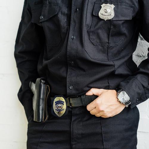 Color Black Police Badge Holder Made of Cowhide Universal Black with Leather Belt Buckle Hook Buckle and Stainless Steel Bead Chain Law Enforcement Officer Gifts Polygonal