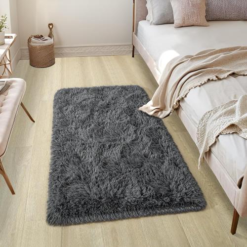Noahas Door Mat Indoor Entrance,2x3 Shaggy Small Dark Grey Area Rugs for Entryway,Non-Slip Fluffy Entry Bedroom Rug,Soft Plush Bedside Throw Kids Carpet