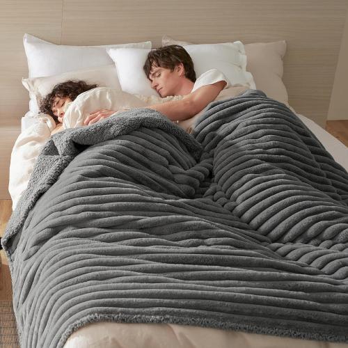 Bedsure ComfyFleece™ Waterproof Blanket for Bed, queen （70x180） Warm Grey