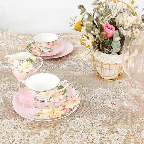 Fanqisi Ivory Lace Tablecloth 60x120 Inches Classic Wedding Lace Tablecloths Overlay Party Table Cover for Bridal Shower Reception Table Decoration